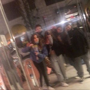 Meet your Posher, Isabelle